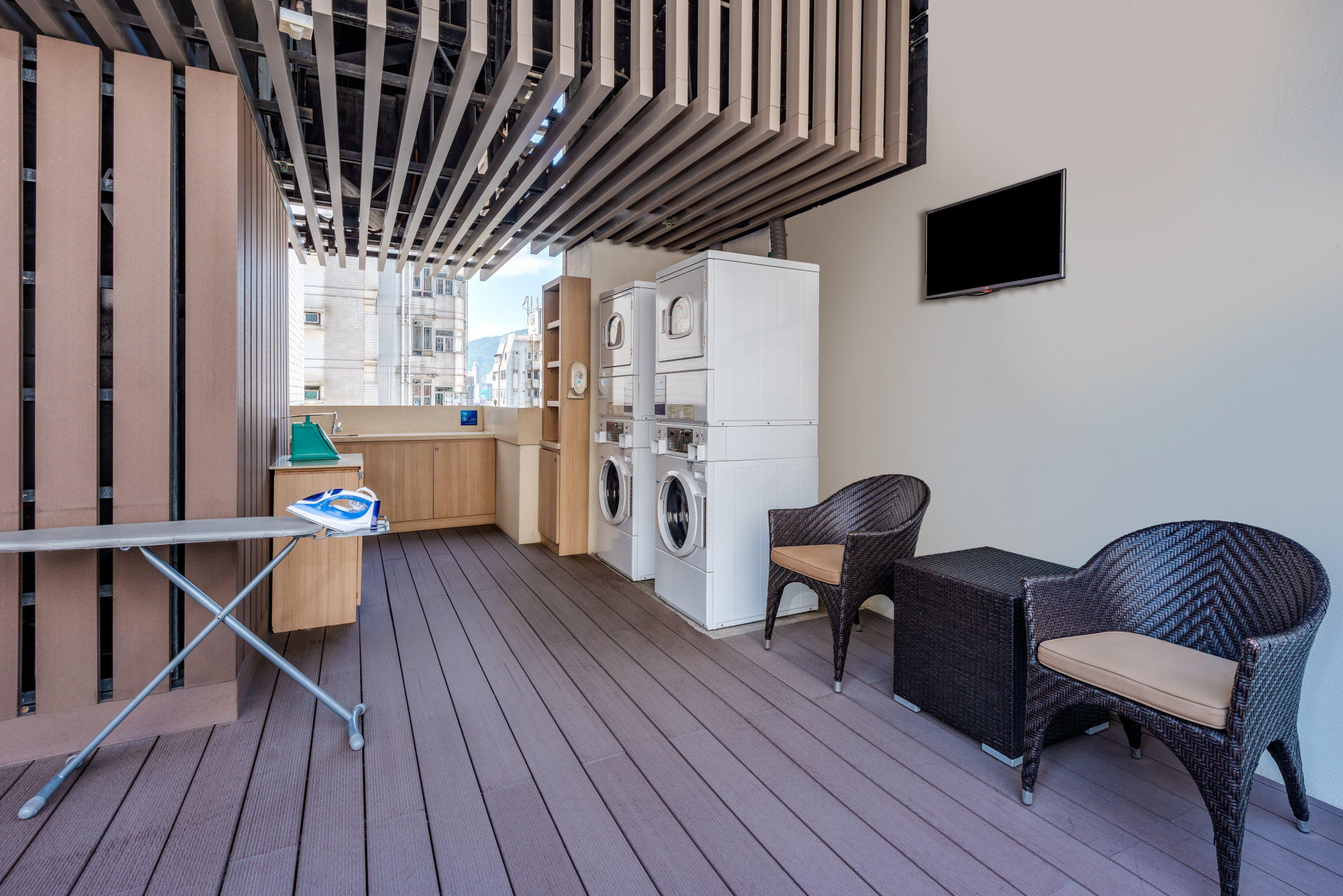 Vista Exterior Holiday Inn Express Hong Kong Mongkok by IHG