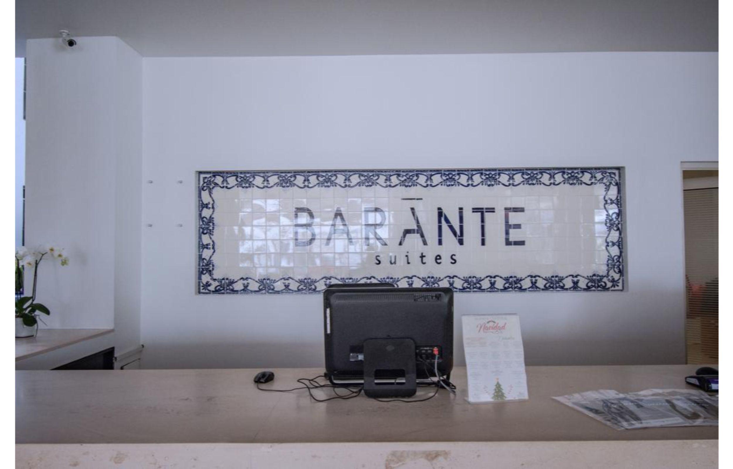 Vista Lobby Barante Suites