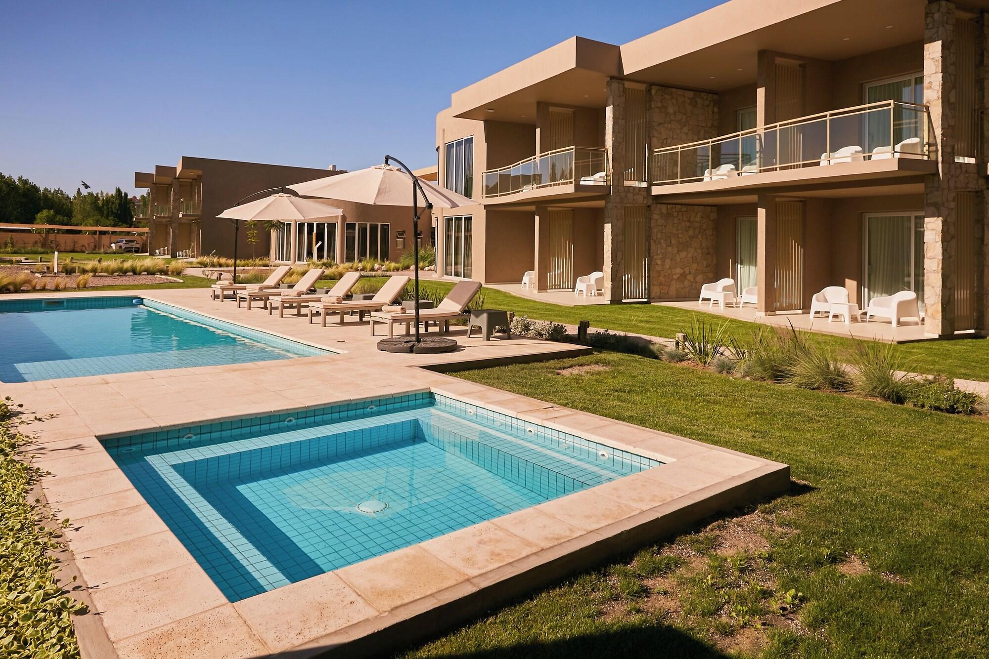 Varios Alcantara Hotel Chacras de Coria