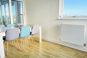 Alquiler Vacacional - Stunning open plan Penthouse, 3bedroom with terrace sleeps 7, Private parking
