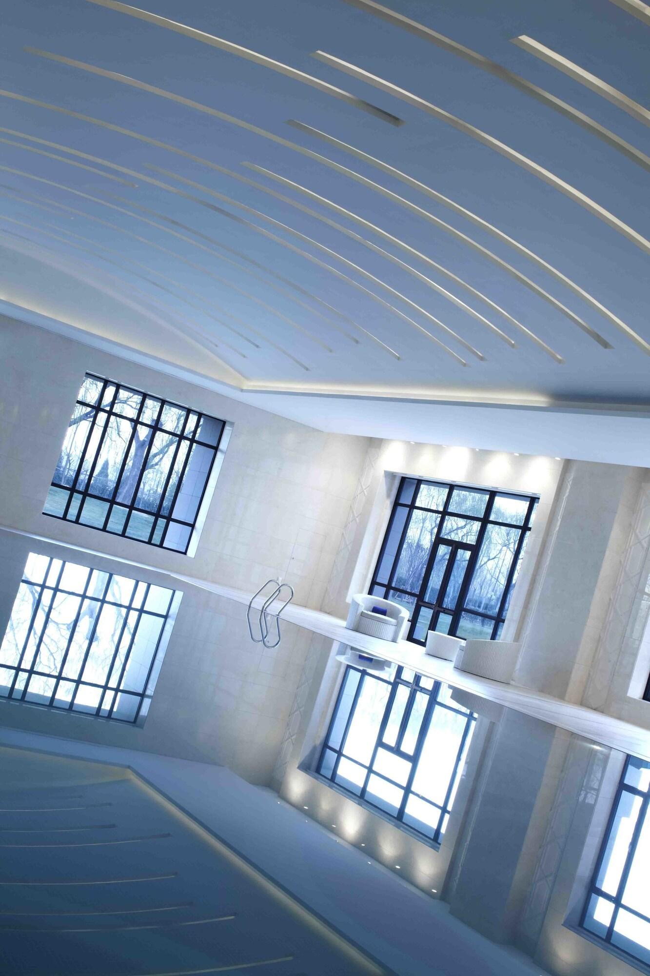 Vista Piscina The Lakeview, Tianjin Marriott Executive Apartments