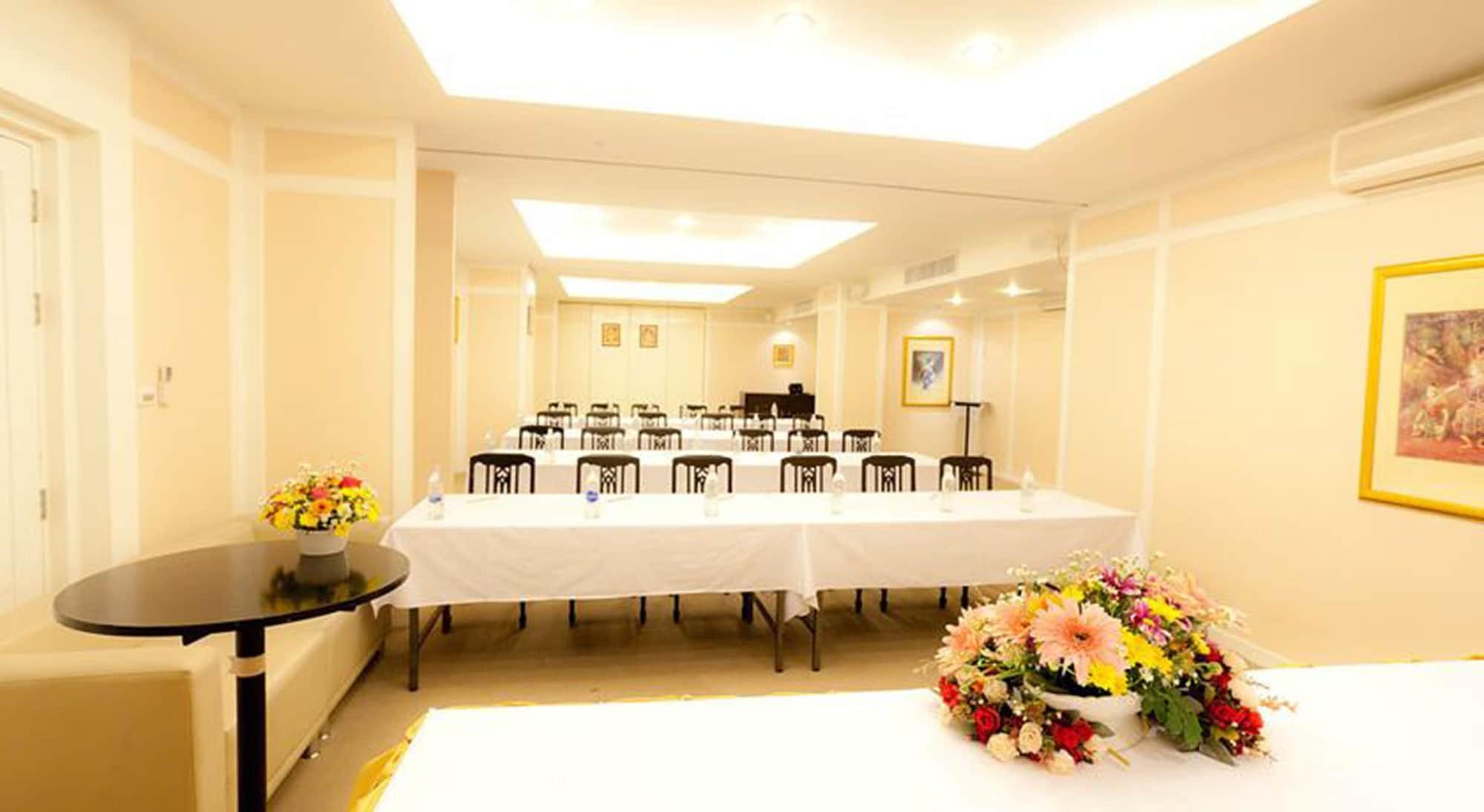 Sala de Reuniones The Residence Airport & Spa