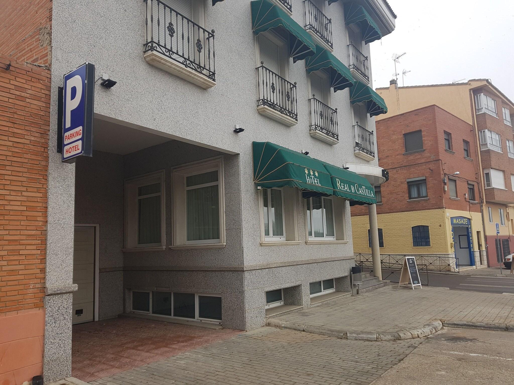 Vista Exterior Hotel Real De Castilla