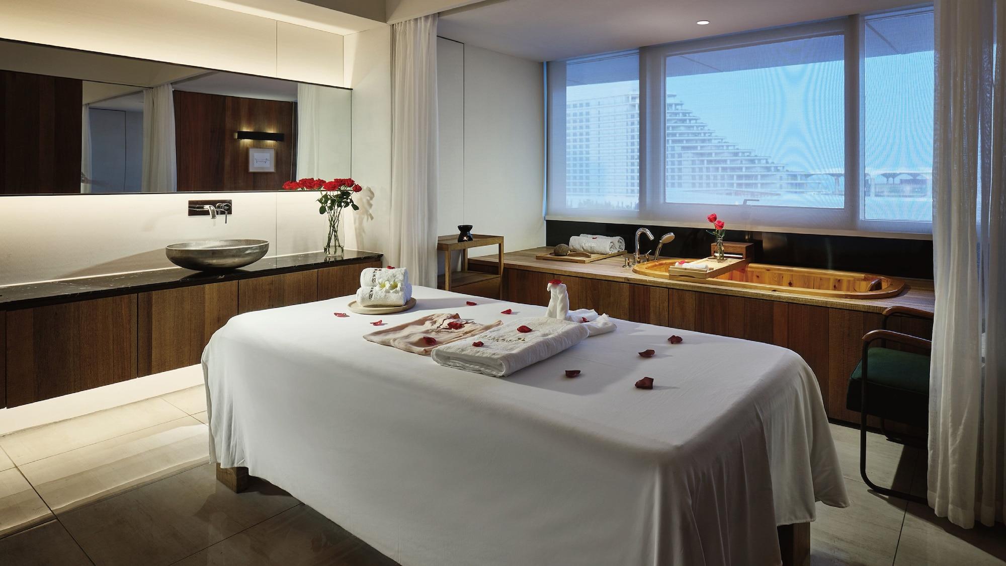 Spa Intercontinental Xiamen by IHG