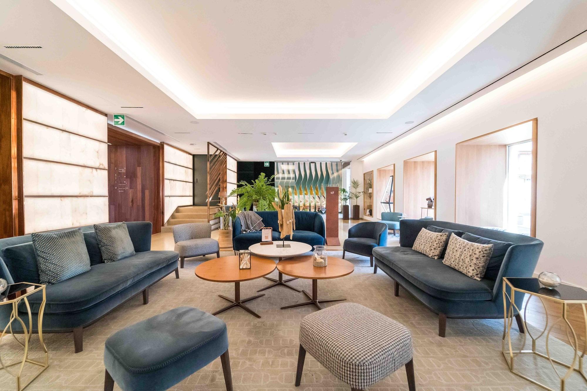 Vista Lobby Lasala Plaza Hotel - Adults only
