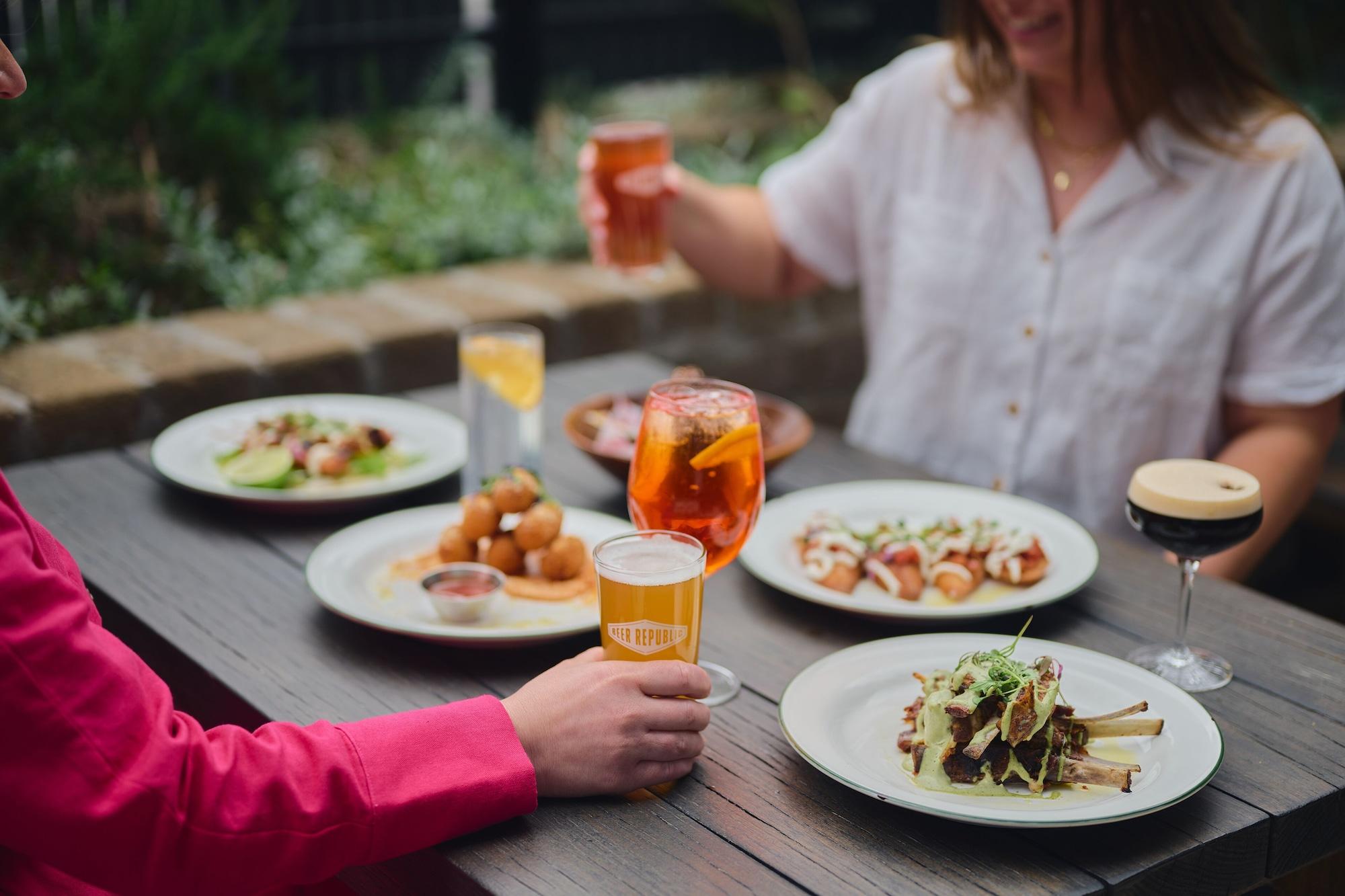 Restaurant Mantra Melbourne Epping