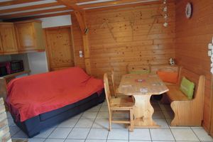 Alquiler Vacacional - Rental of fenced chalet with barbecue and children's play area