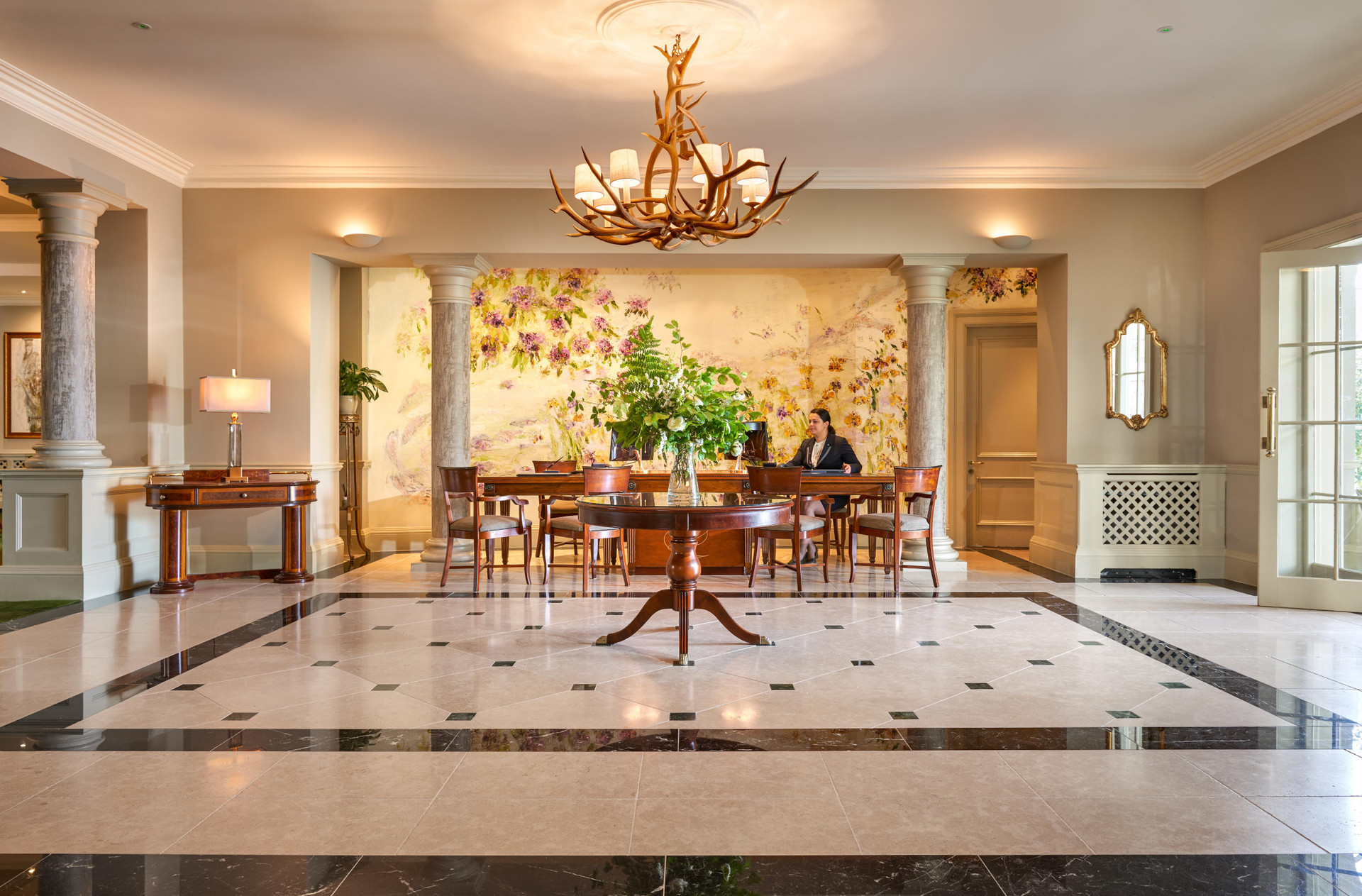Vista Lobby Sheen Falls Lodge