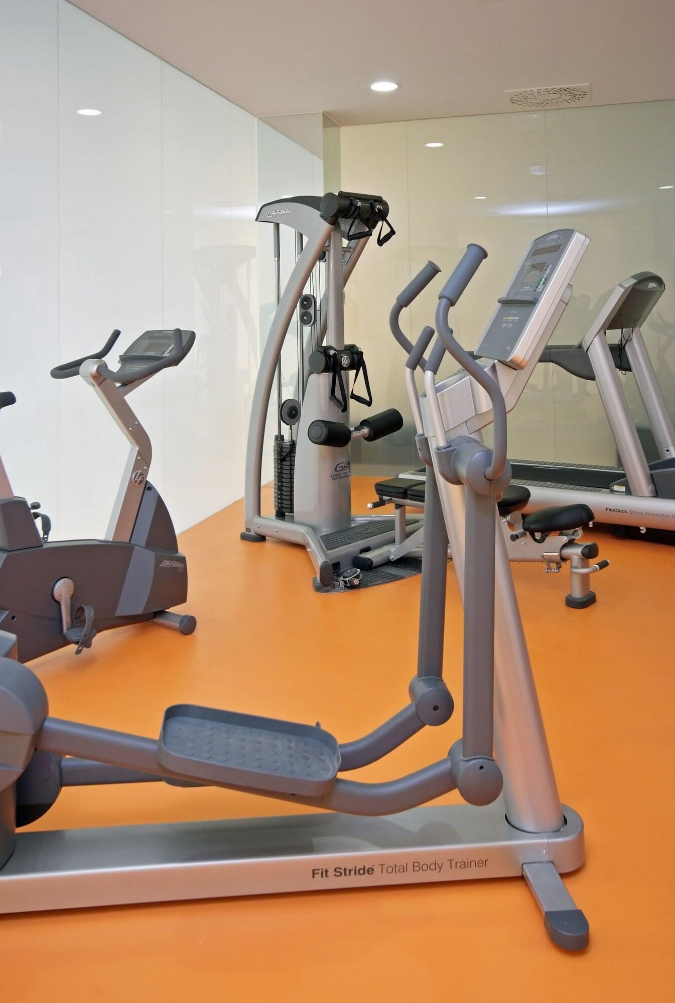 Gimnasio Zentral Ave