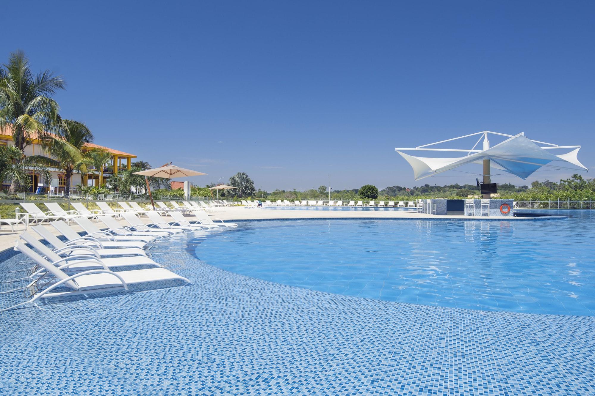 Vista Piscina Hotel Mocawa Resort