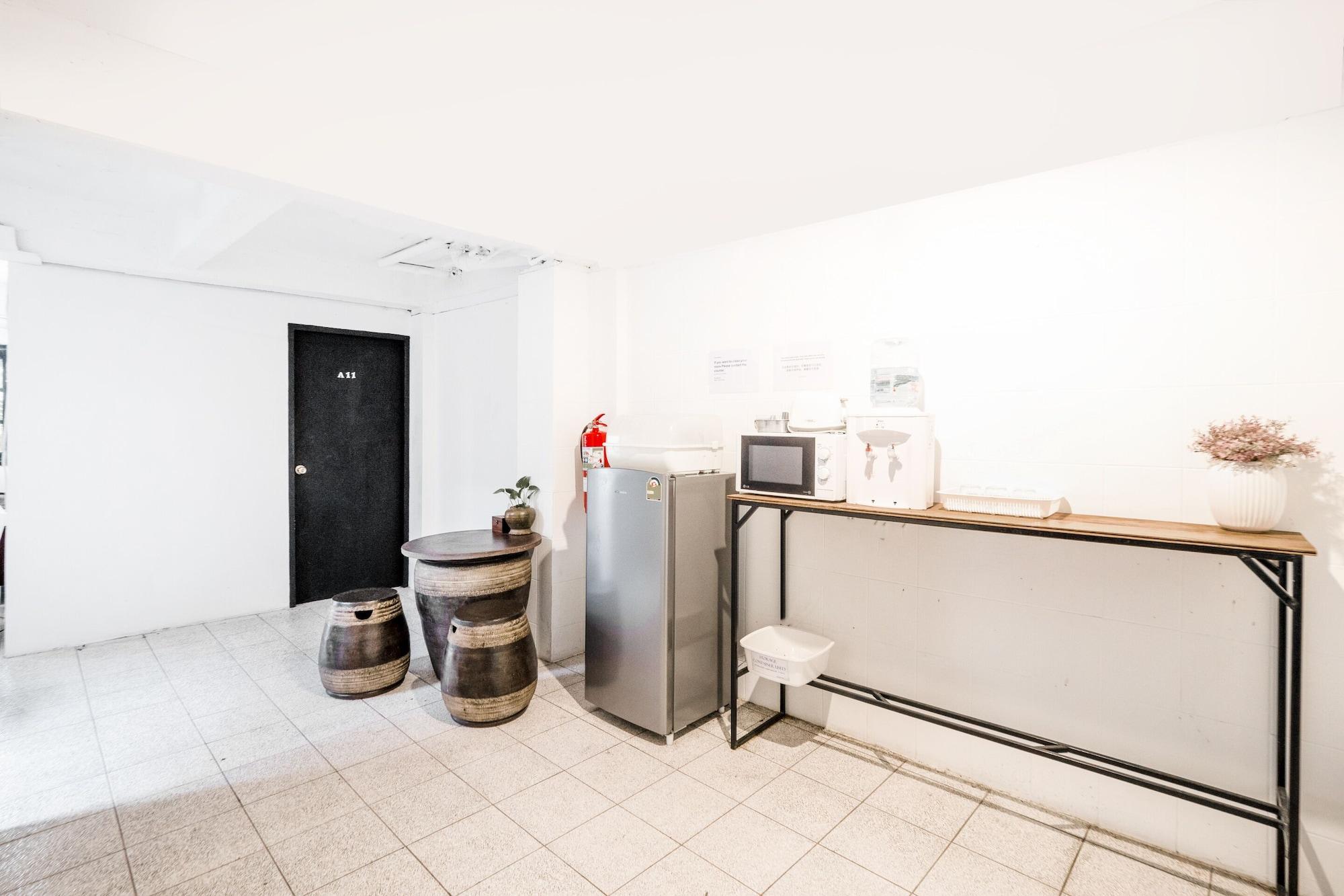 Comodidades del Alojamiento OYO 1059 Gfeel Baan Tanadech