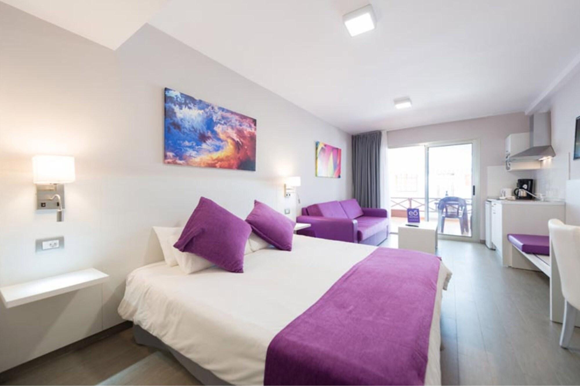 Habitación eó Corona Cedral