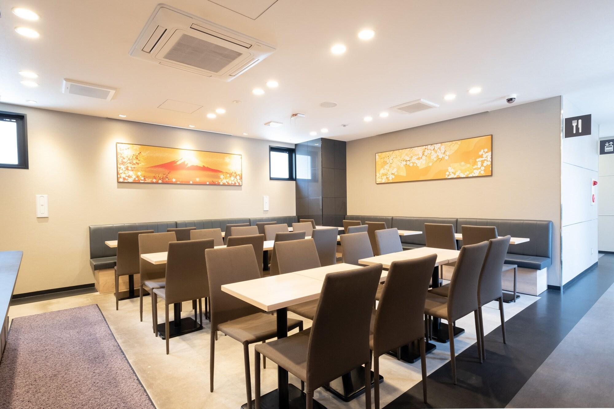 Restaurant Shinsaibashi Higashi Crystal Hotel