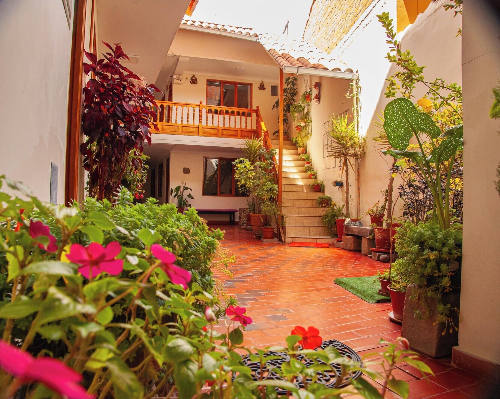 Varios Hotel El Chasqui