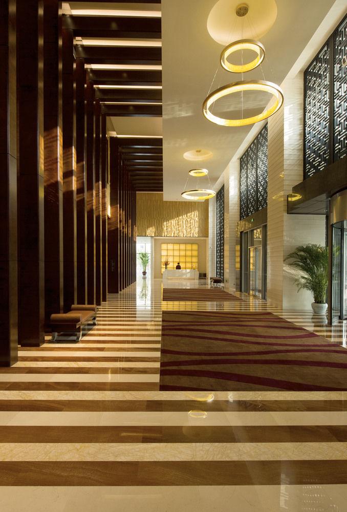 Vista Lobby Hilton Shijiazhuang