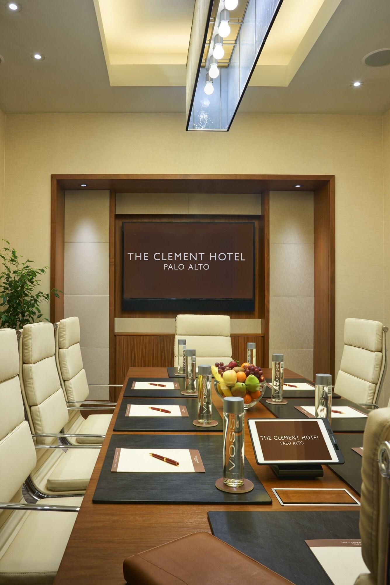 Centro de Negocios The Clement Hotel – All Inclusive