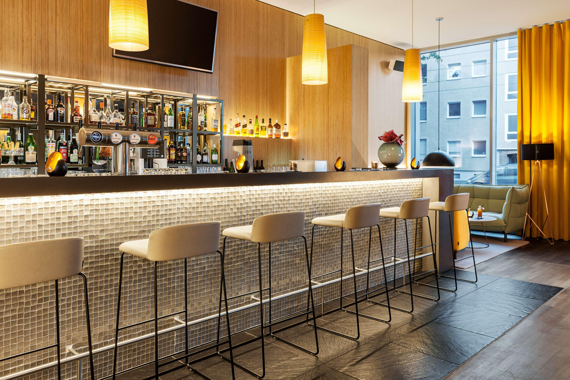 Bar/Salón NH Düsseldorf City-Nord