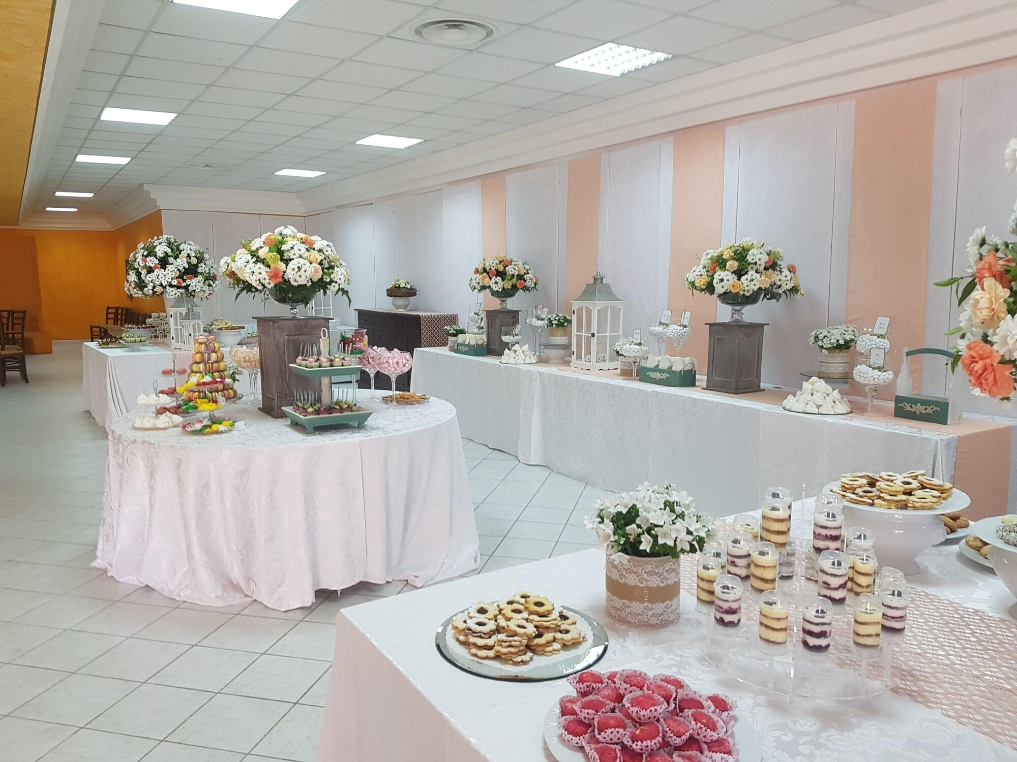 Sala de Reuniones Le Tre Rose