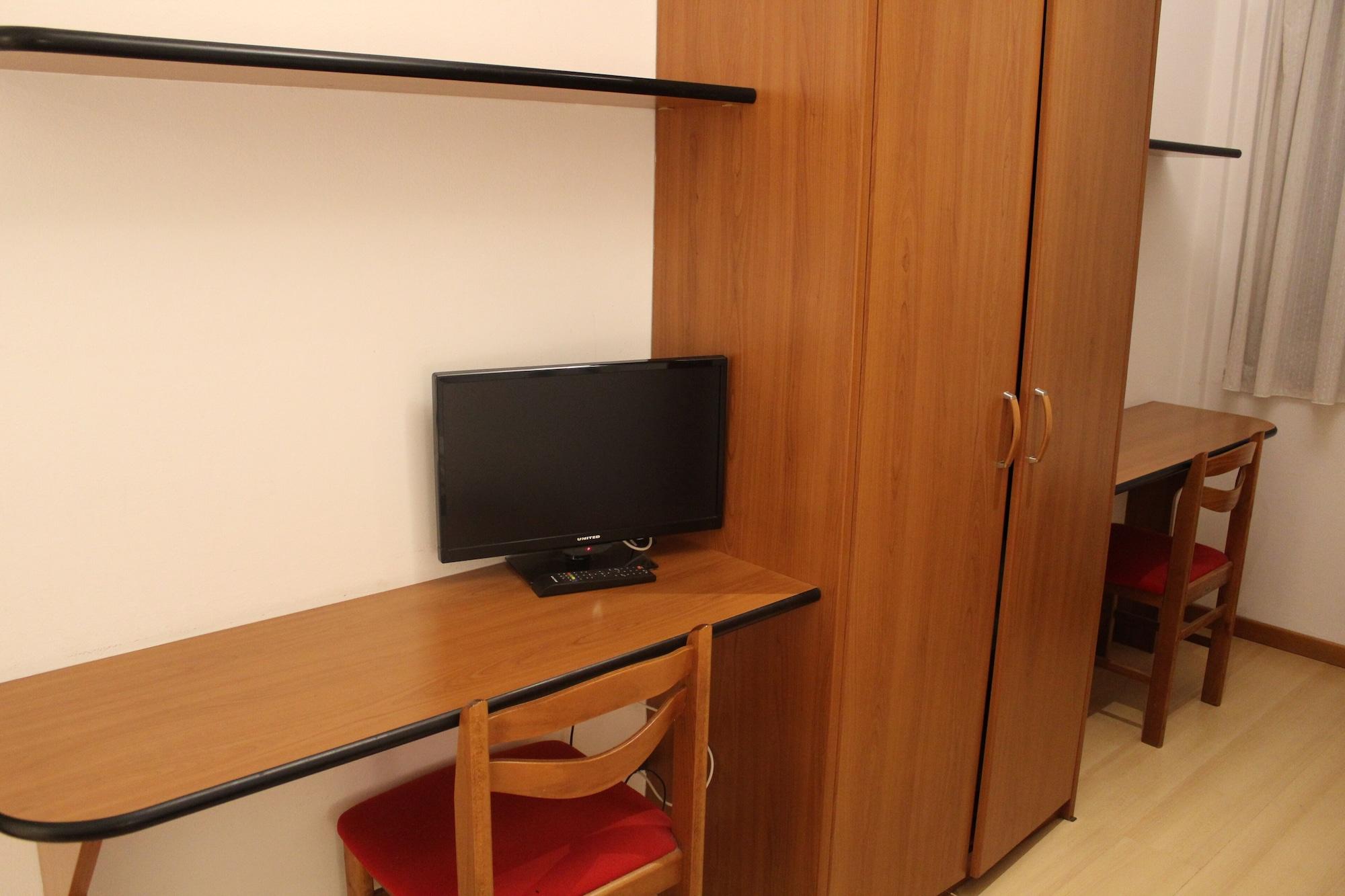 Set de Habitación Ospitalità San Tommaso d'Aquino
