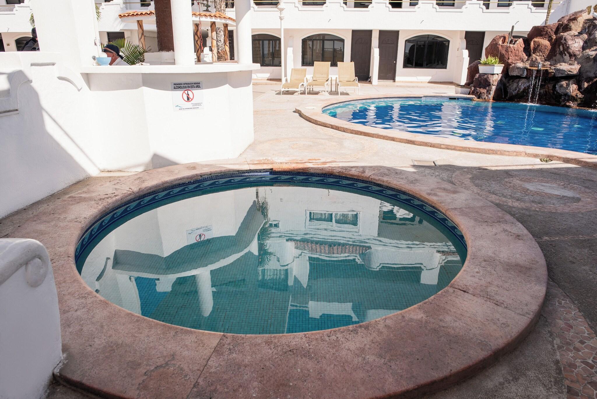 Pool view Hotel Vistamar