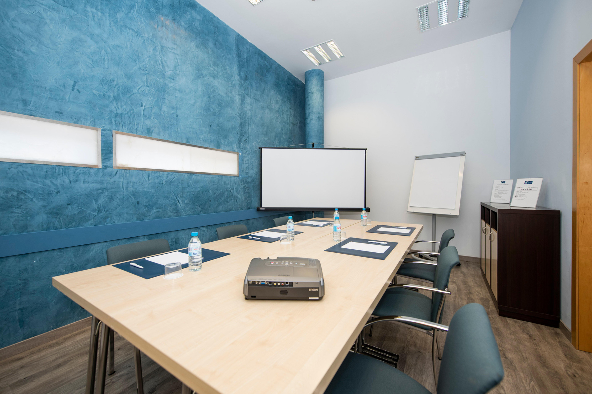Sala de Reuniones Holiday Inn Express Barcelona - Molins de Rei by IHG