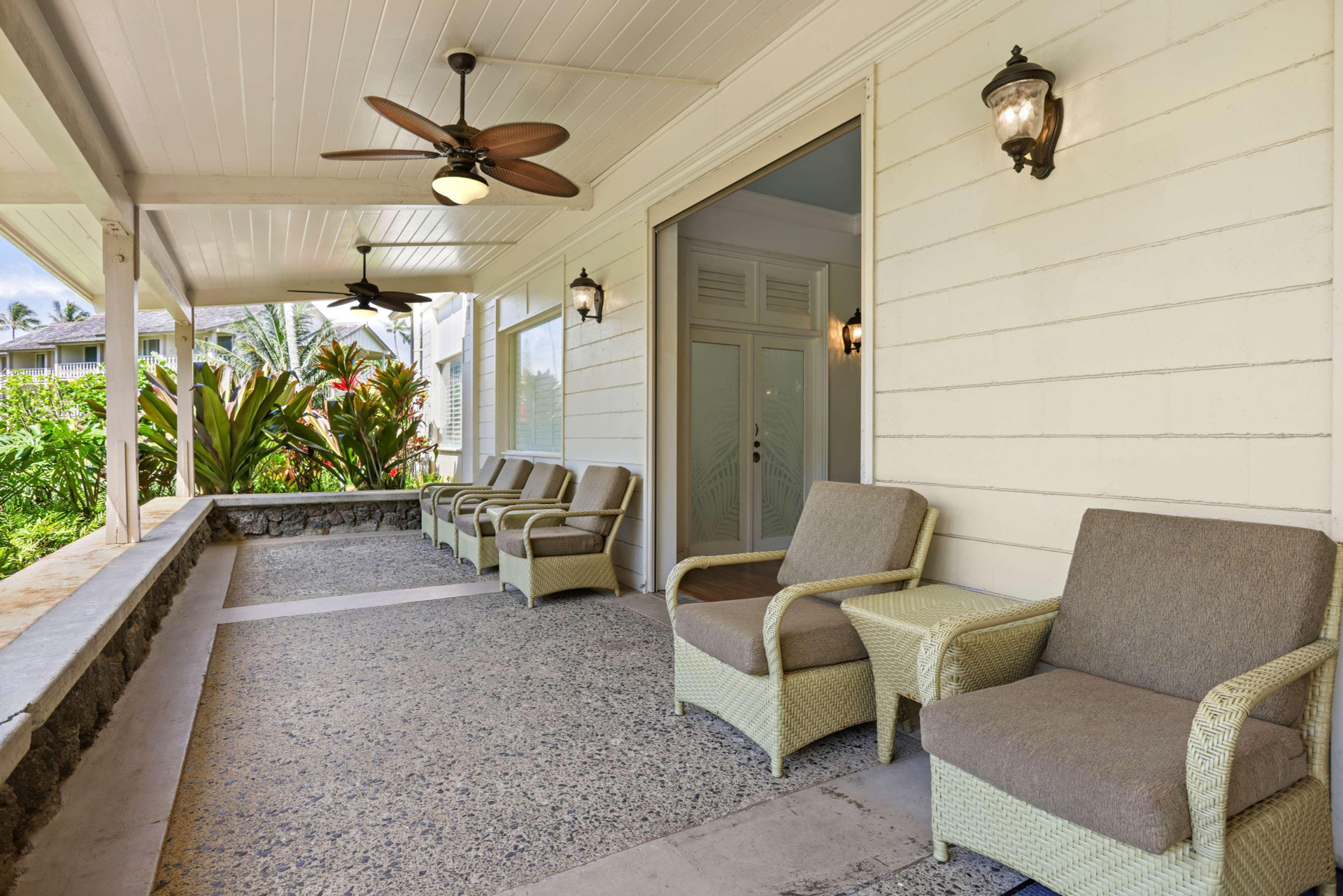 Vista Lobby Aston Islander on the Beach
