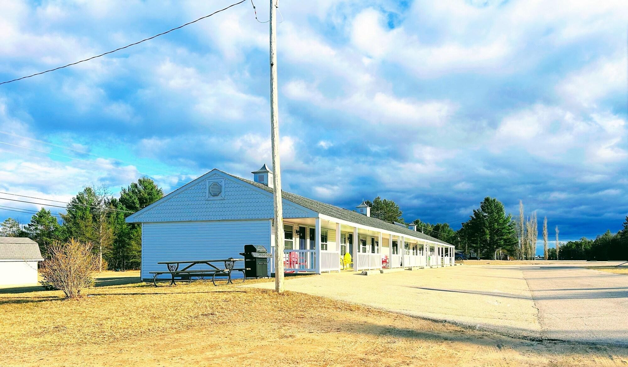 Vista Exterior Hillcrest Motel