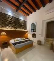 Alquiler Vacacional - Histórica Casona Oaxaqueña tranquila y con excelente ubicación. Lobby y Balcón