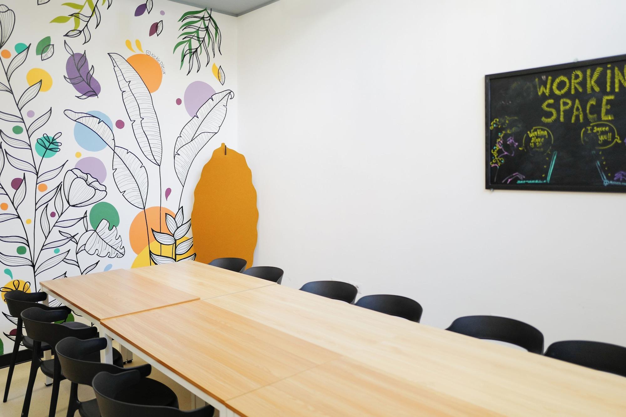 Centro de Negocios Yellowsquare Milan Hostel