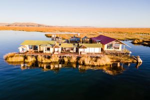 Alojamiento - Uros Titicaca Lodge Puno Peru