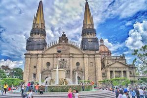 Actividad - Paseo por la ciudad de Guadalajara con visita a Tlaquepaque
