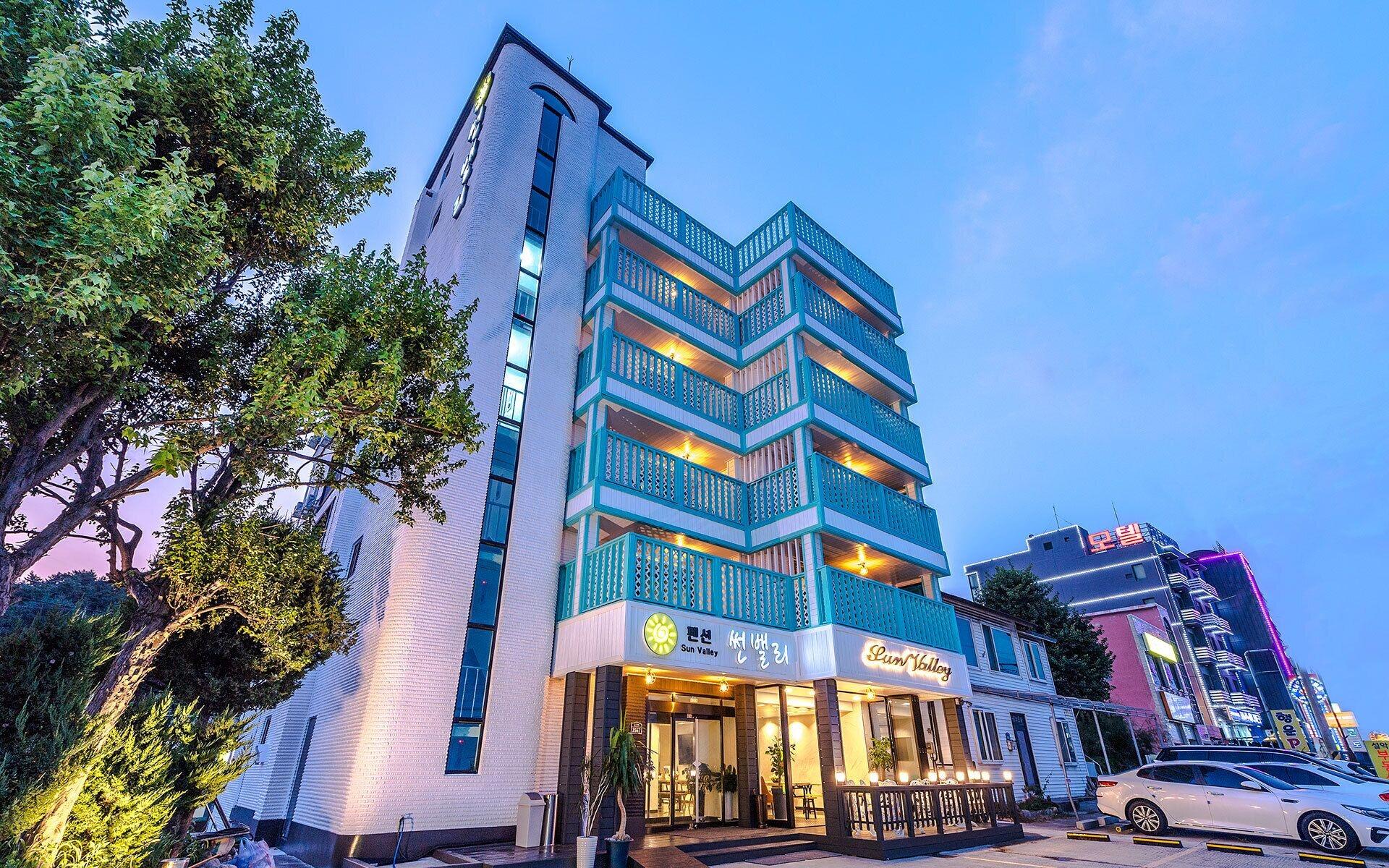 Varios Sun Valley Pension