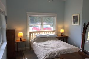 Alojamiento - South Hero Guesthouse with lake access and great sunsets