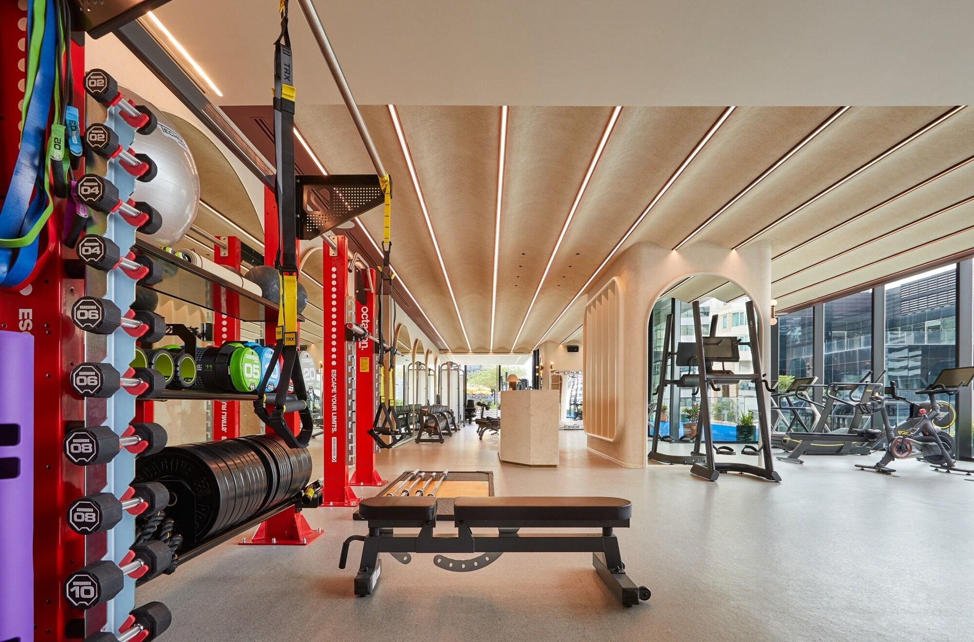 Gimnasio The Standard, Bangkok Mahanakhon