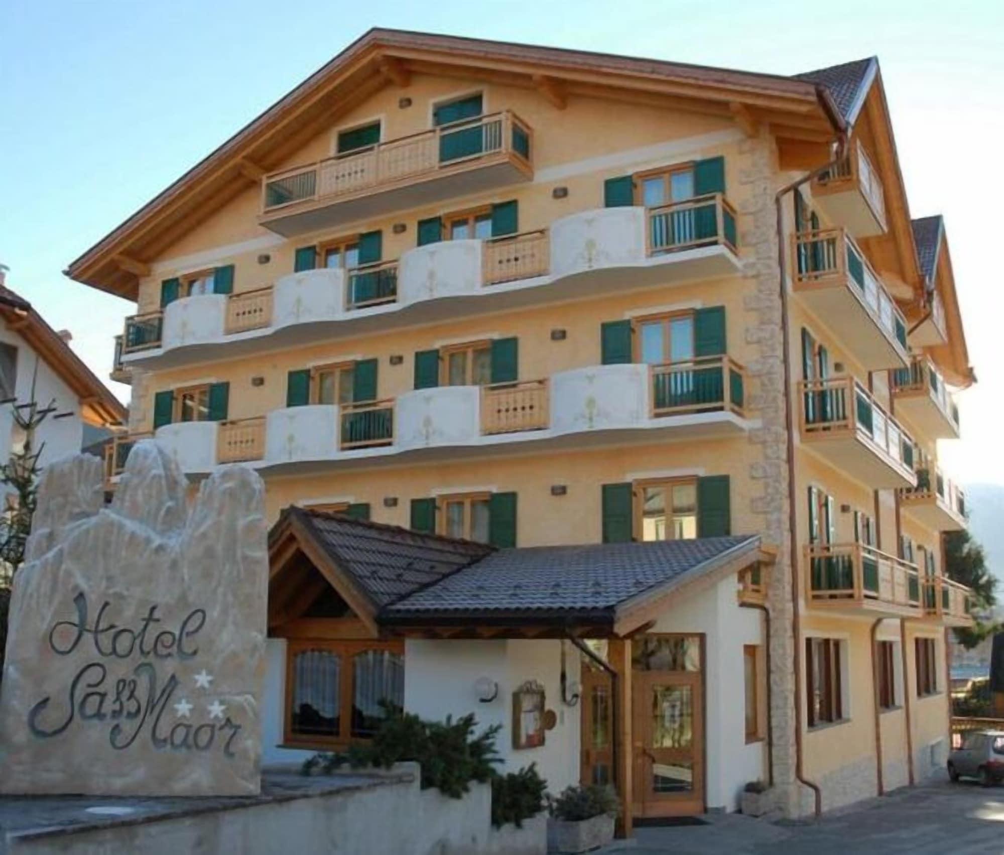 Vista Exterior Albergo Sass Maor