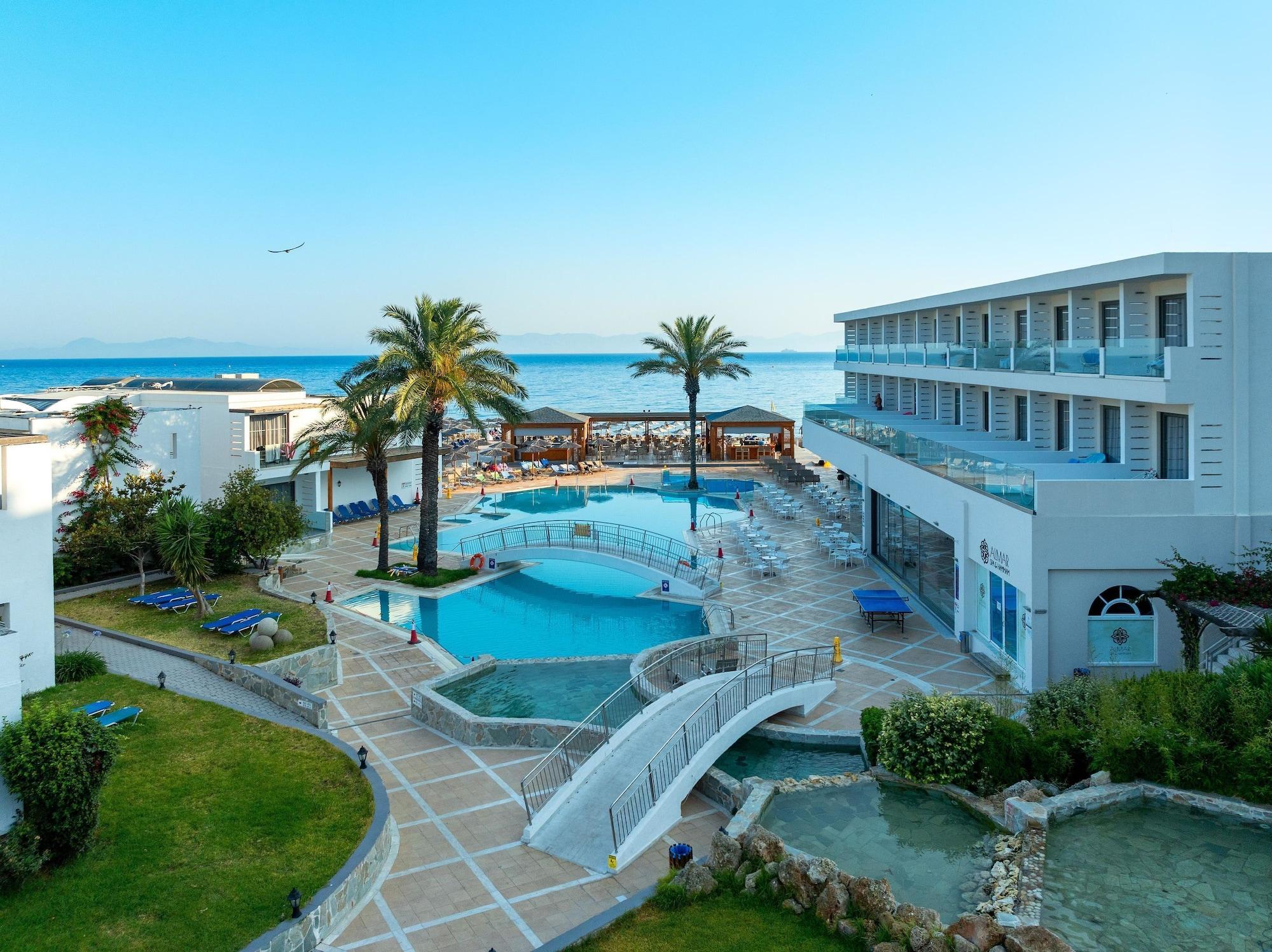 Vista Piscina Avra Beach Resort Hotel & Bungalows - All Inclusive