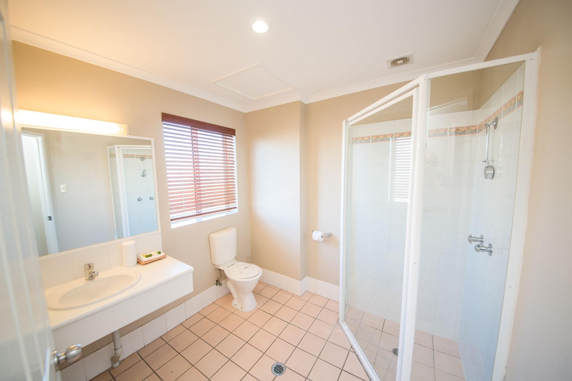 Equipamiento de Habitación The Cosmopolitan Motel and Serviced Apartments