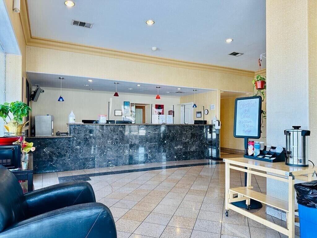 Vista Lobby Ocotillo Inn