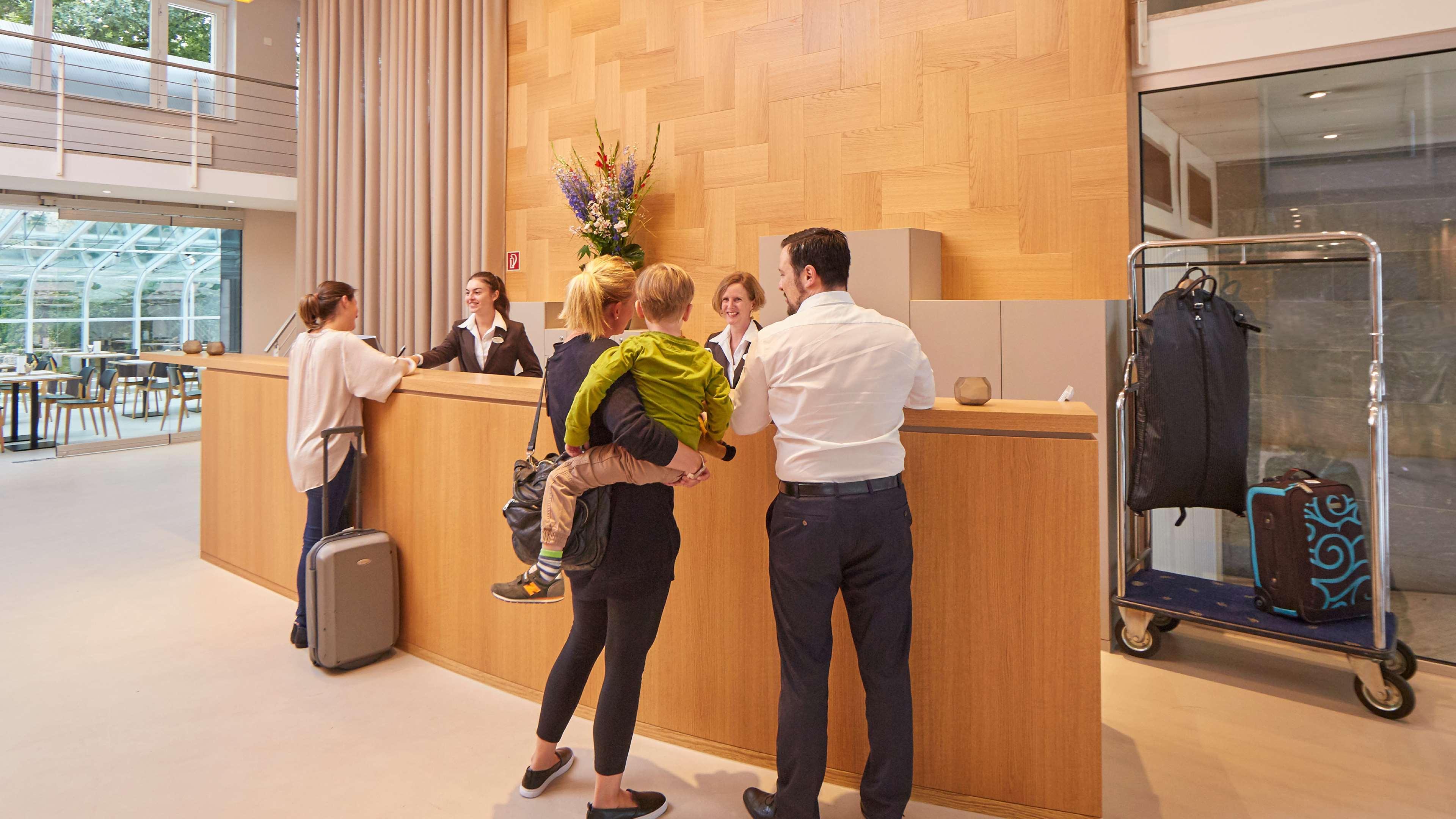 Vista Lobby Wettstein