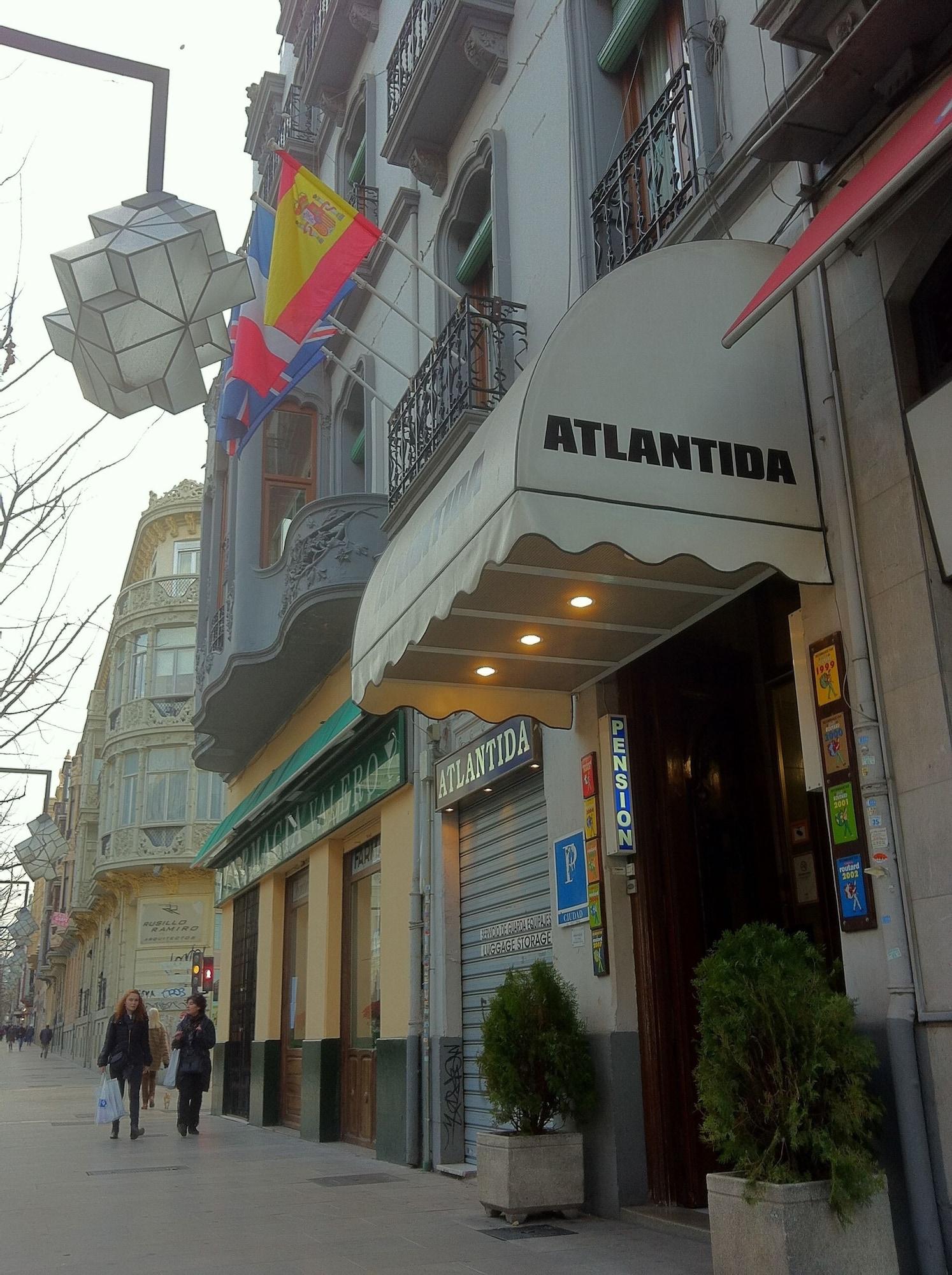 Varios Pension Atlantida