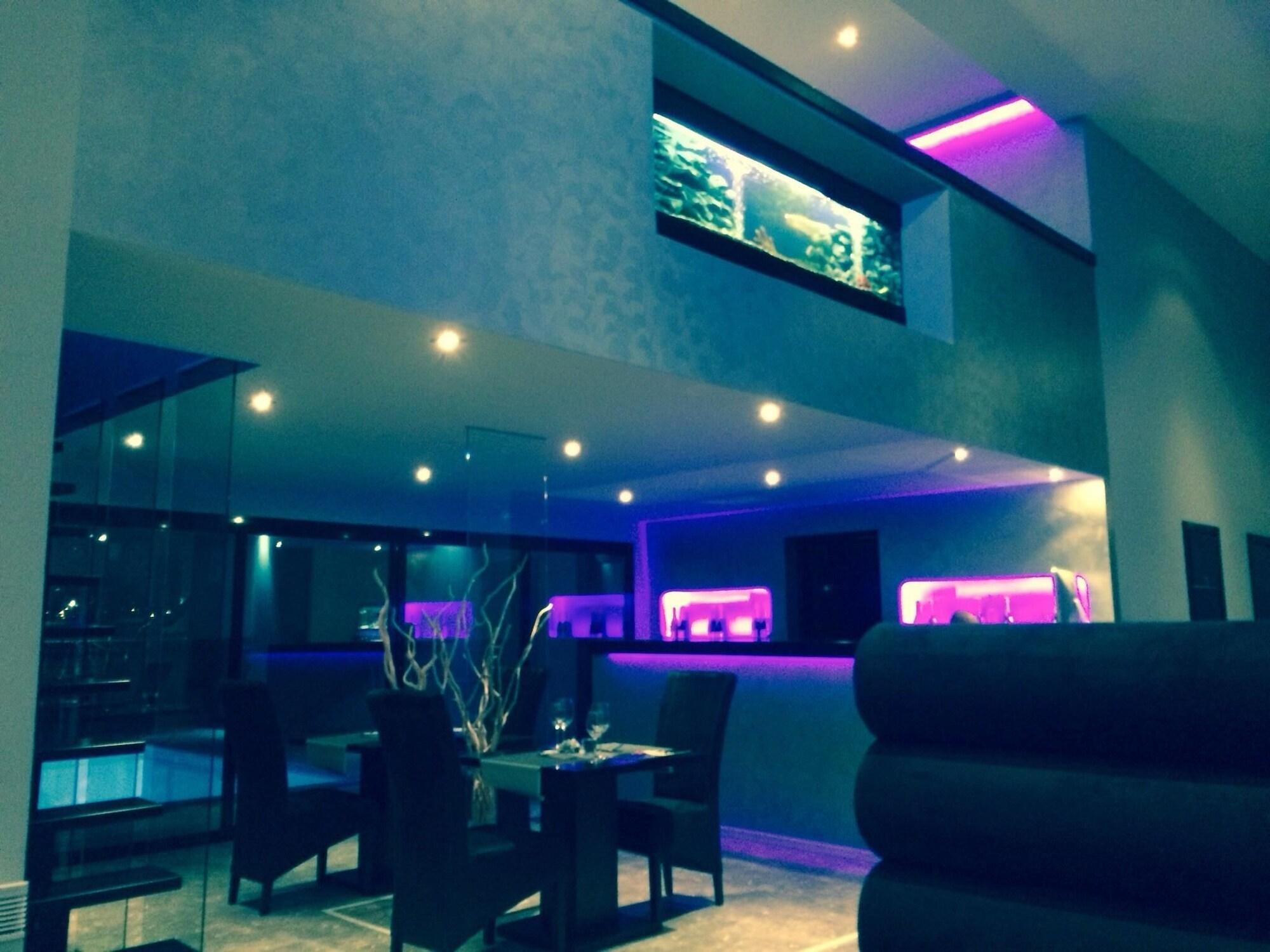 Bar/Salón B&B Beo-River