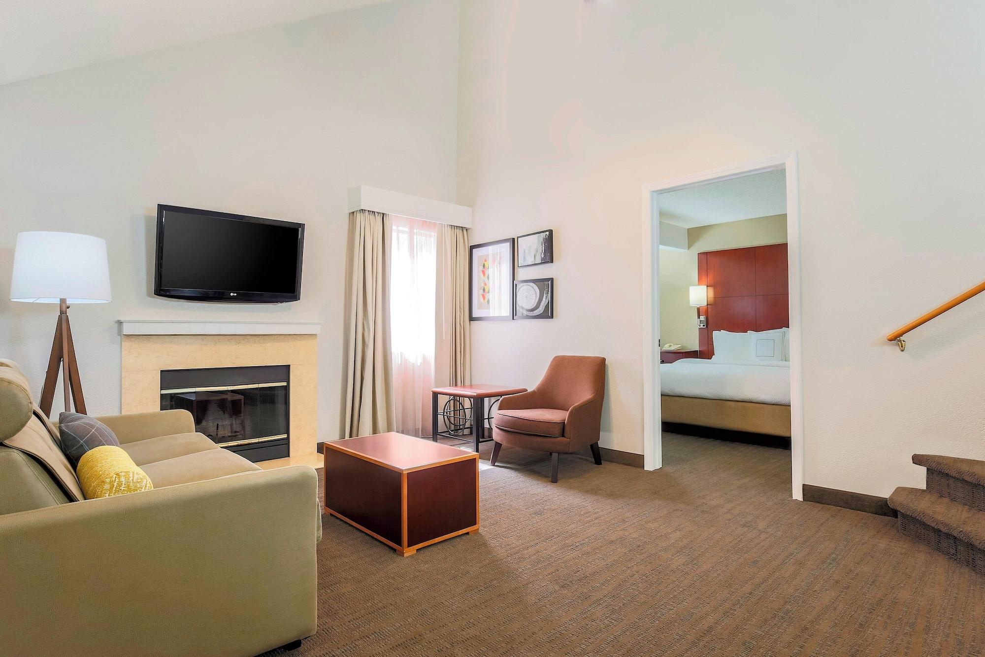 Comodidades del Alojamiento Residence Inn By Marriott Chicago Deerfield