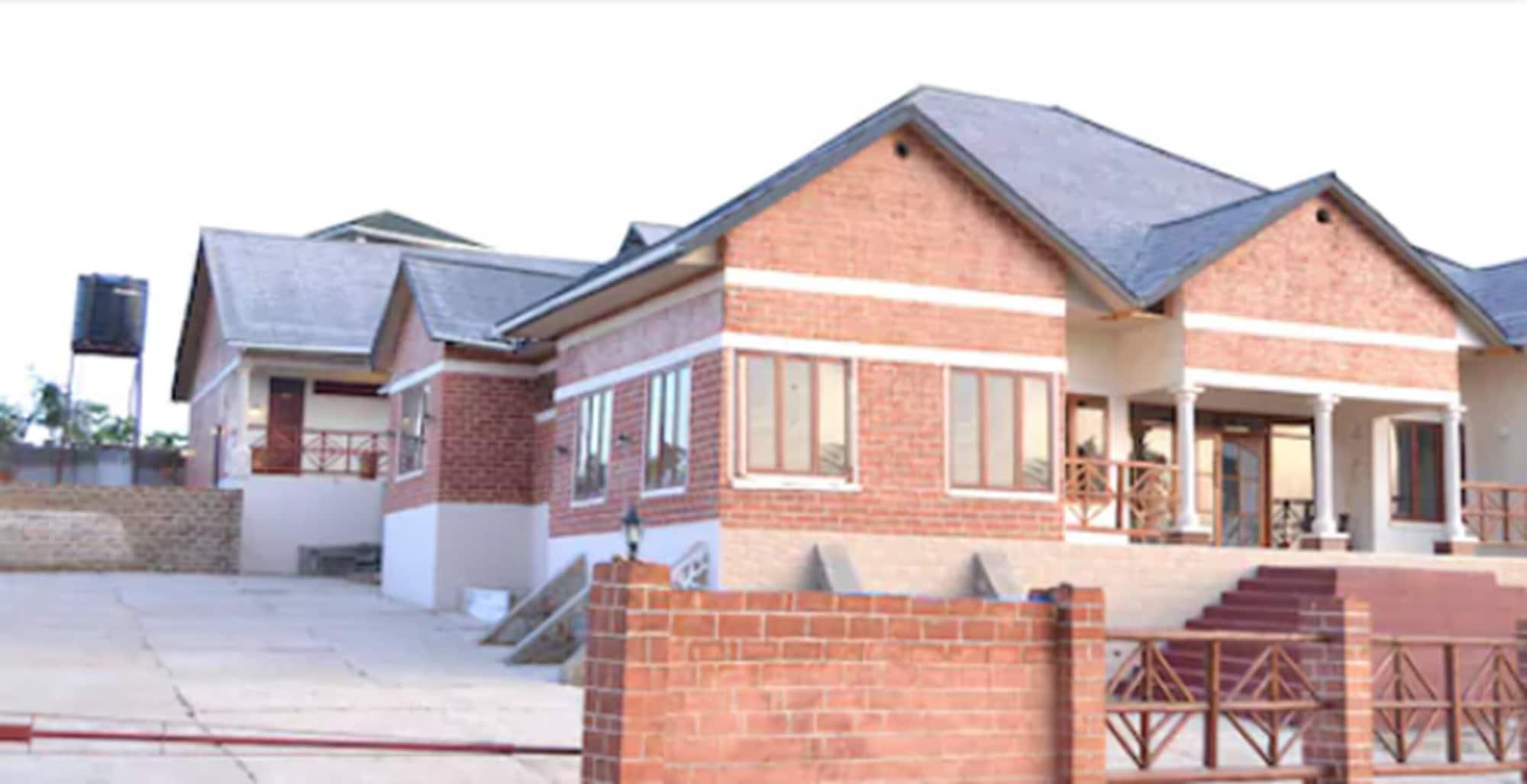 Varios Tabora Belmonte Hotel