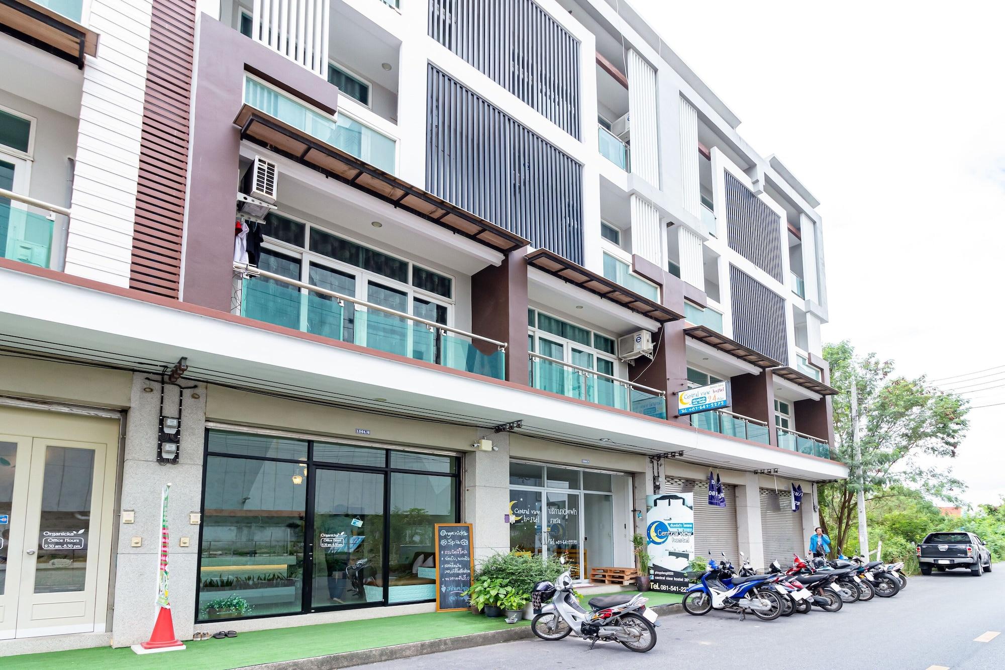 Vista Exterior Central View Hostel