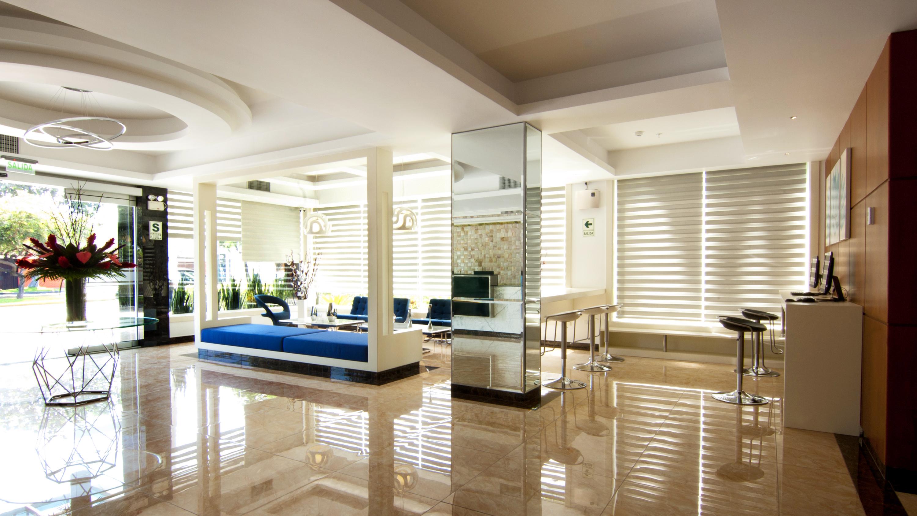 Vista Lobby Lyz Business Hotel