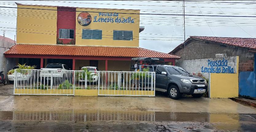 Vista Exterior Pousada Delta