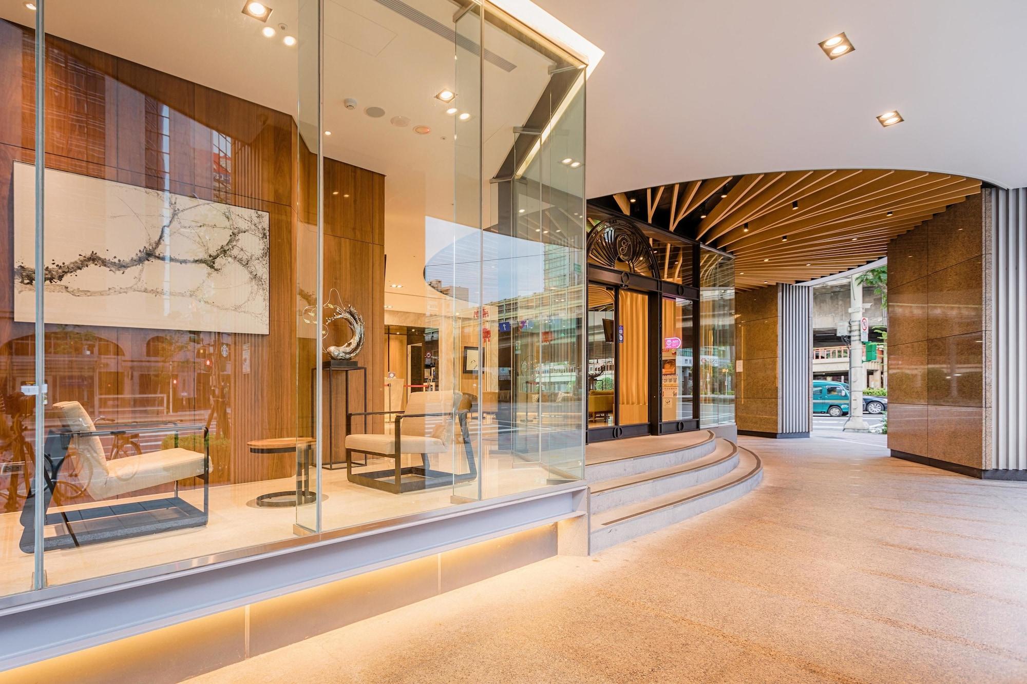 Varios Green World Grand NanJing