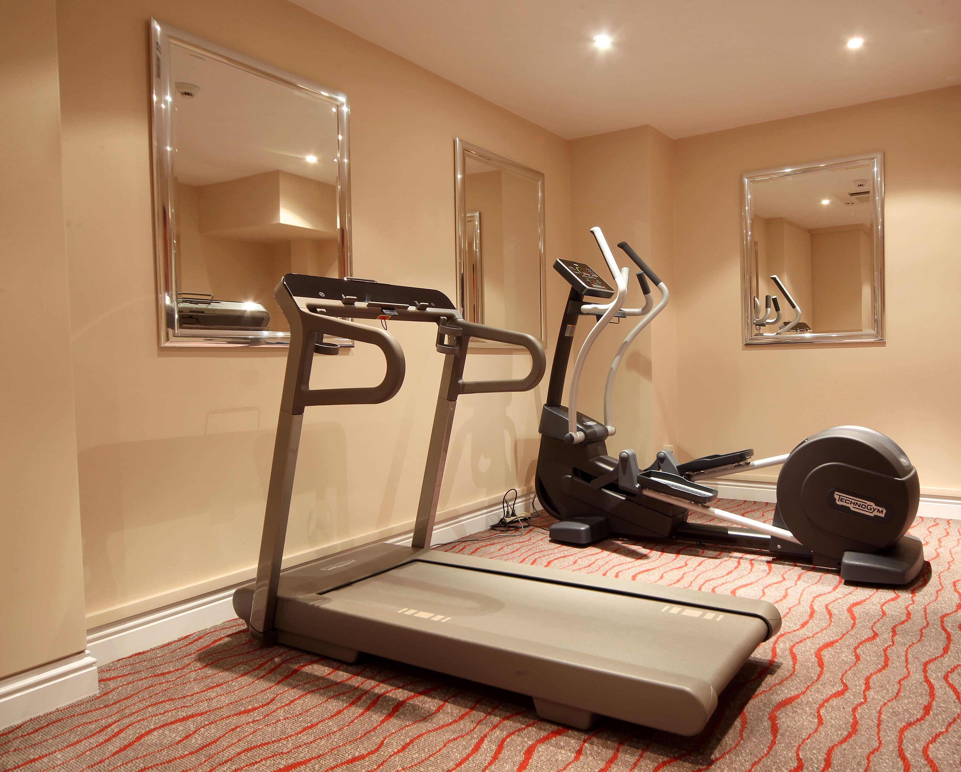 Instalaciones Recreativas Gresham Belson Hotel