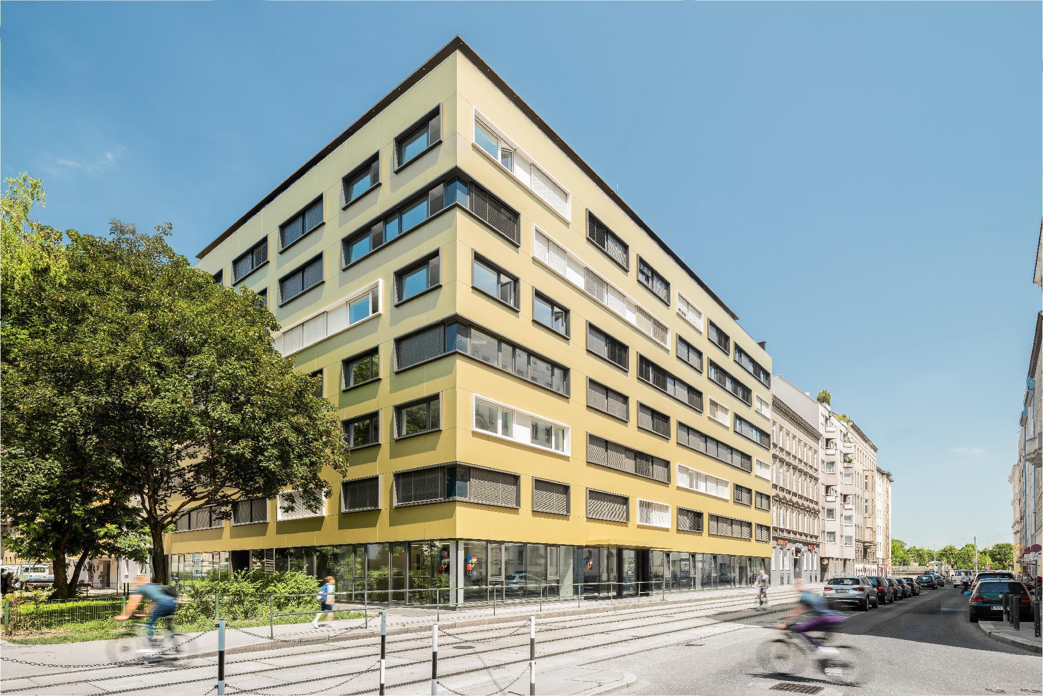 Varios myNext - Hotel Leo