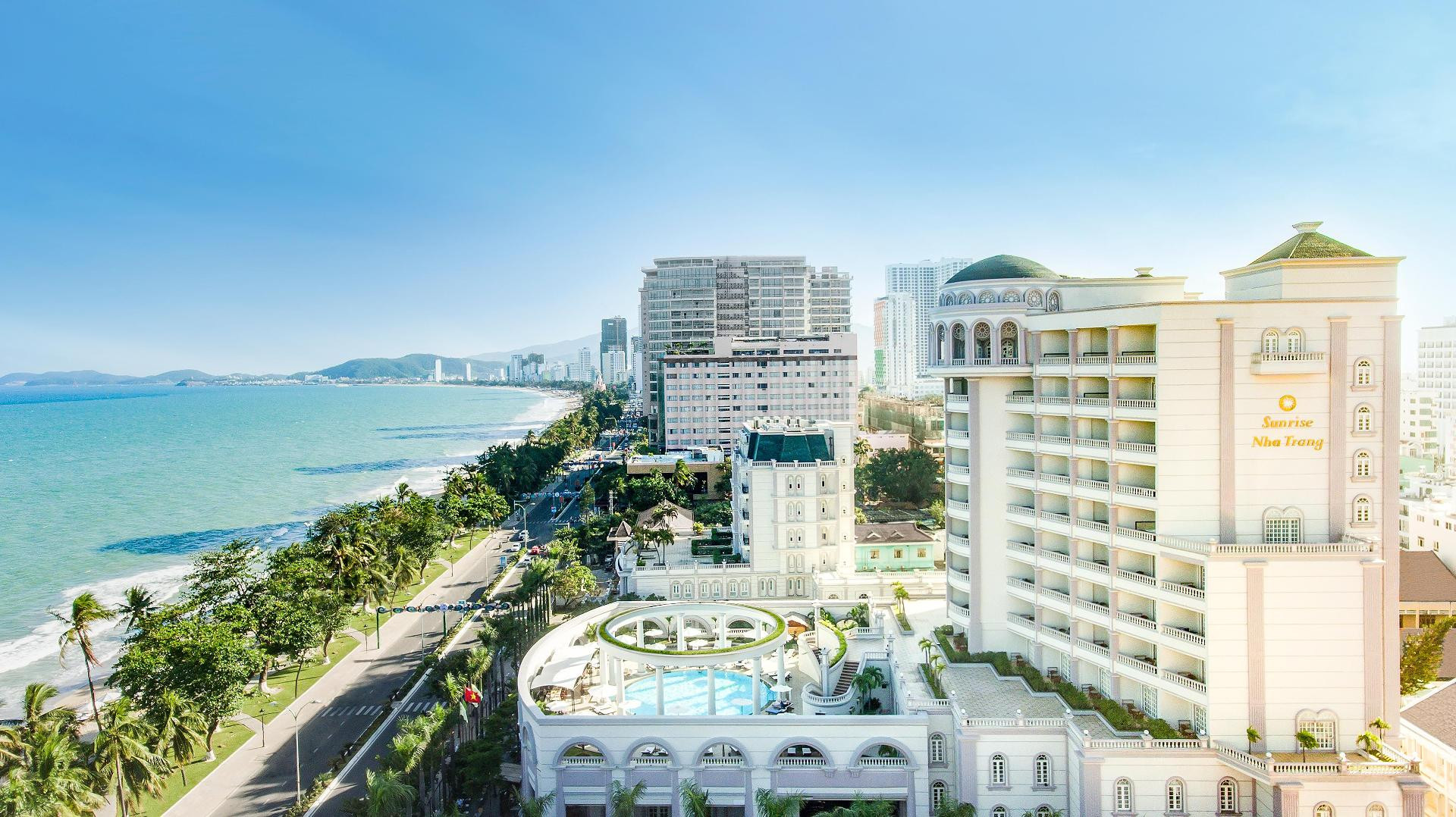 Vista Exterior Sunrise Nha Trang Beach Hotel & Spa